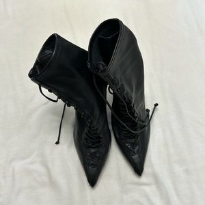 SCHUTZ LEATHER LACE UP HEEL BOOTIE